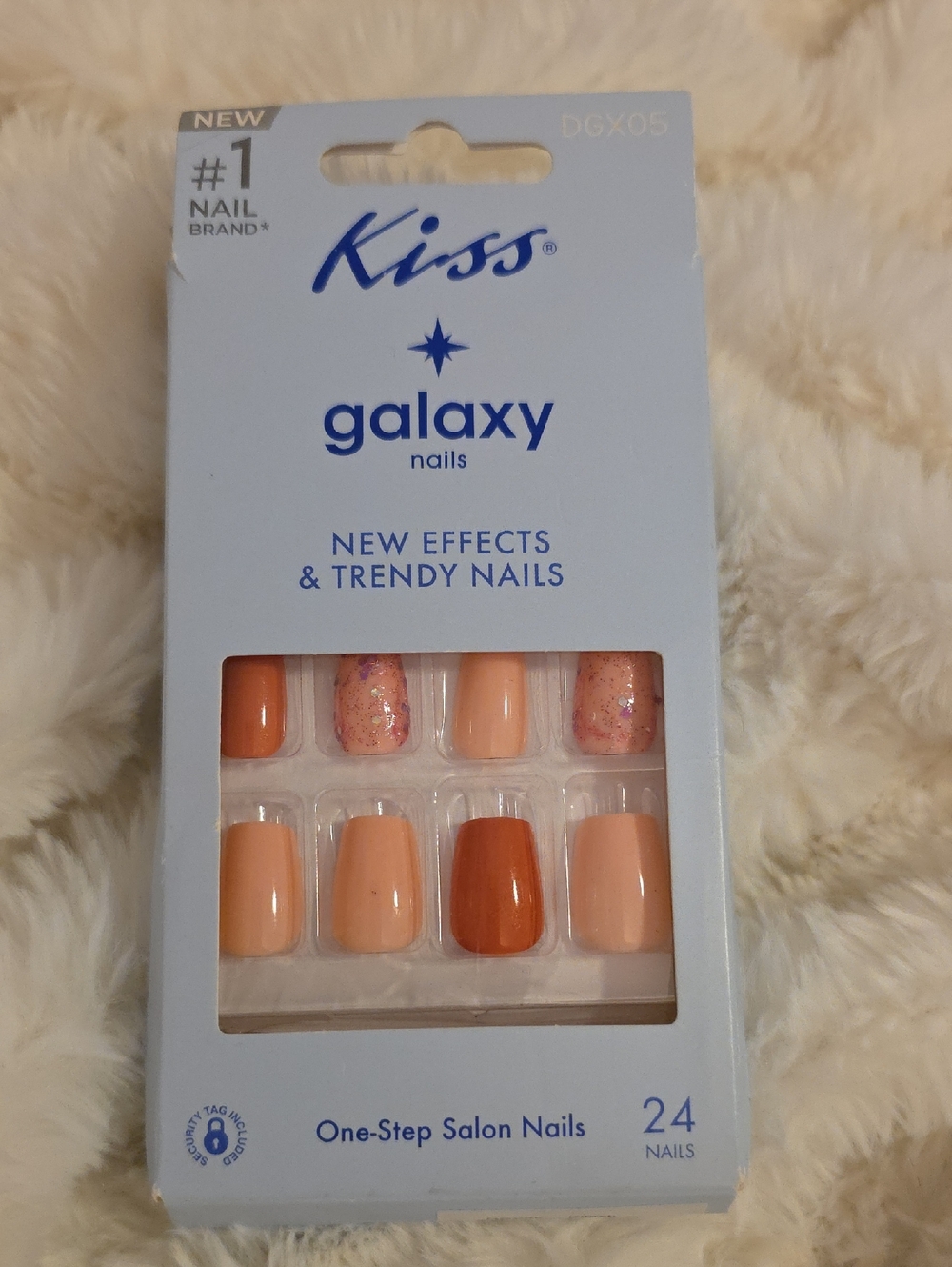 Kiss Galaxy Press-On Nails — Peach, Coral & Glitter Accents